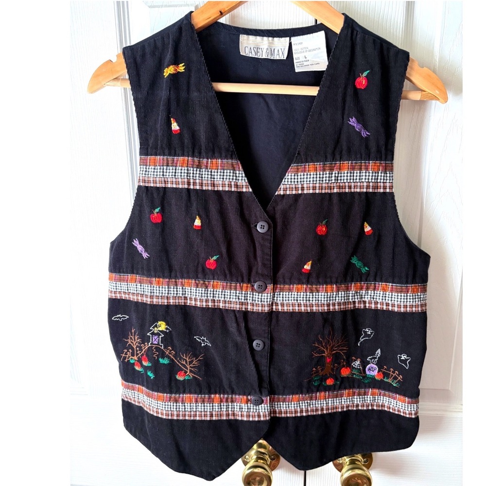 VINTAGE 1990's Casey & Max Black Corduroy Embroidered Halloween Spooky Vest L